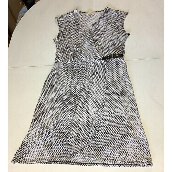 Women's Michael Kors Faux Wrap Midi Sleeveless Buckle Dress Black Sz M Concrete - Picture 1 of 9